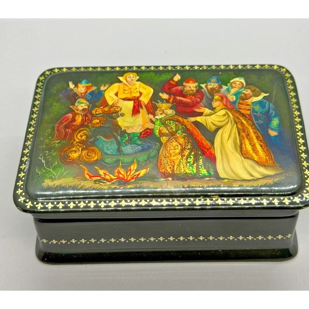 VTG Trinket Red Lacquer Interior Hand Painted n Foil Trinket Box Fairy Tail READ